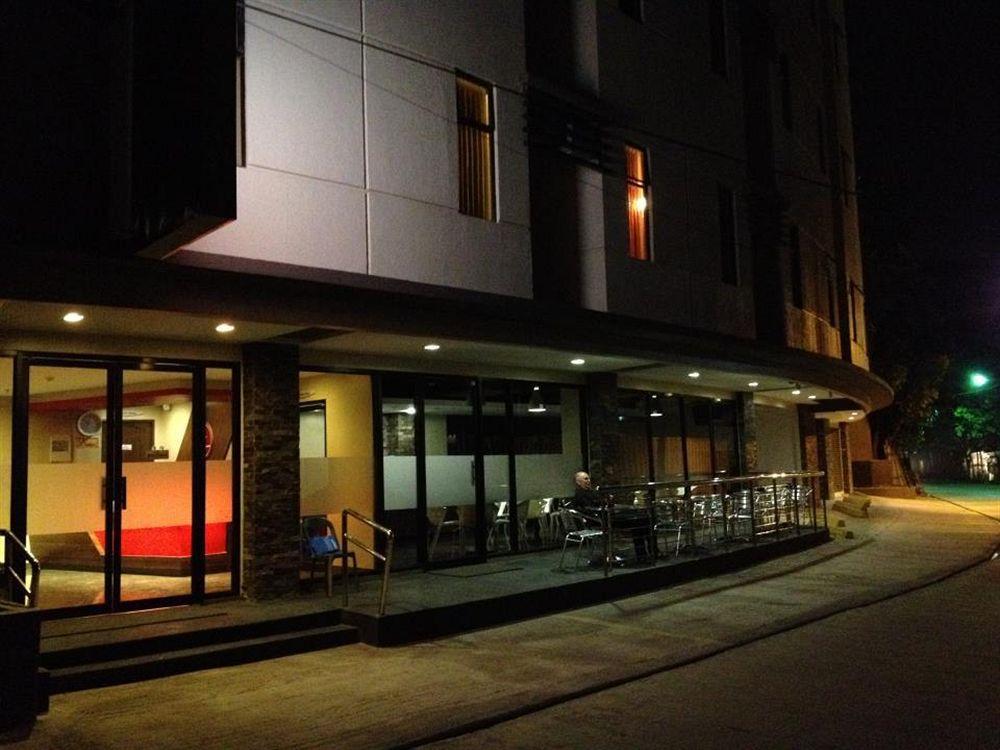 Express Inn Mactan Isla de Mactán Exterior foto