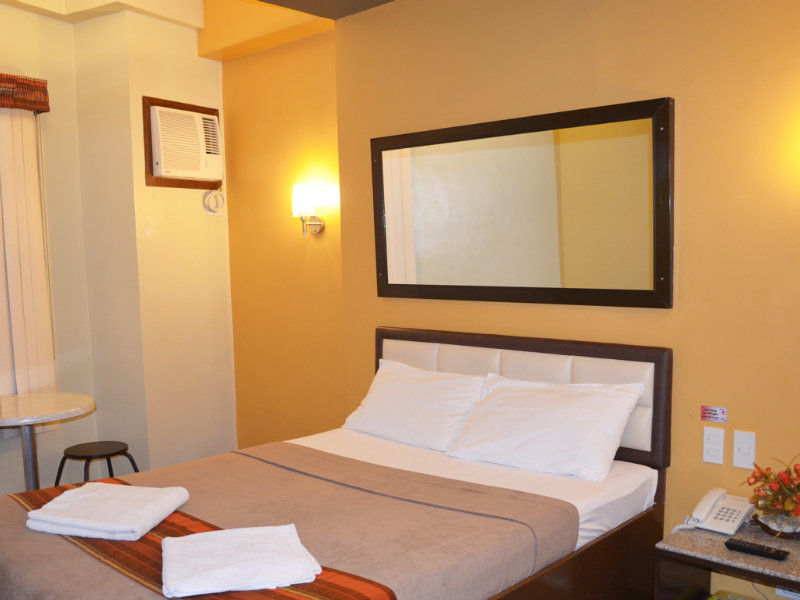 Express Inn Mactan Isla de Mactán Exterior foto